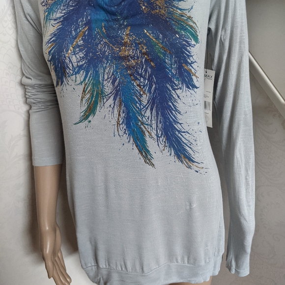 Feather tee Miley Cyrus NWT - Picture 4 of 5